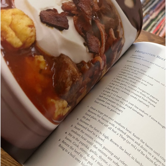 The Soup Sisters Cookbook 100 Simple Recipes To Warm Hearst One Bowl At A Time - Picture 4 of 7
